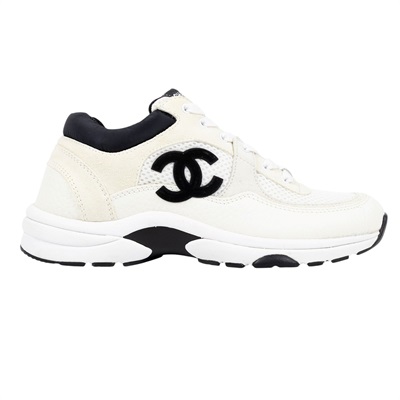 香奈兒鞋履推薦：CHANEL人氣芭蕾舞鞋、運動鞋全解析：尺寸挑選與穿搭秘訣攻略