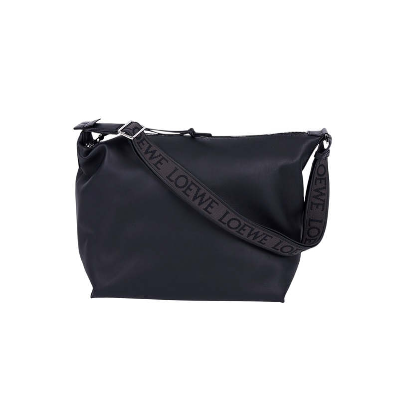 羅意威 LOEWE Small Cubi 斜背包 B906Q63X04 黑Cubi斜背包 防塵袋