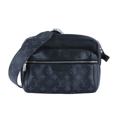 路易威登 LOUIS VUITTON Outdoor 郵差包 M30233 晶片款 黑原花OUTDOOR肩背包 原廠盒子/防塵袋/購買證明