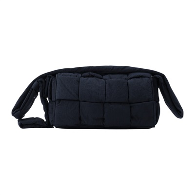 寶緹嘉 BOTTEGA VENETA Small Padded Tech Cassette 肩背包 755182VBO81  防塵袋