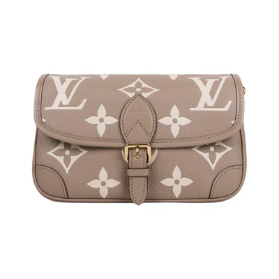 路易威登 LOUIS VUITTON Diane 腋下包法棍 單肩背包 斑鳩灰 奶油色 M46583 晶片款 斑鳩灰DIANE 原廠盒子/防塵袋/背帶/購買證明