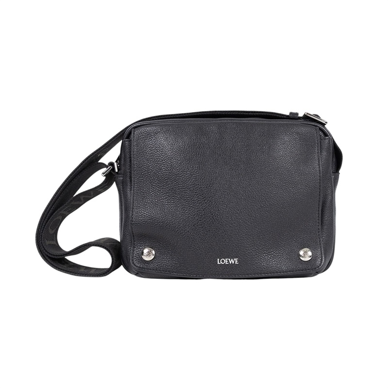 羅意威 LOEWE Pebble 郵差包 中型 BANBA73X01 黑Pebble 郵差包 中號 無附屬品