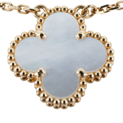 梵克雅寶 Van Cleef & Arpels Vintage Alhambra 吊墜 小型 vcara45900  原廠盒子.防塵袋/保證卡/購買證明