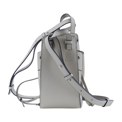 羅意威 LOEWE Mini Hammock drawstring 迷你 小牛皮 肩背 吊床包 A538V07X15 沙色hammock MINI 背帶