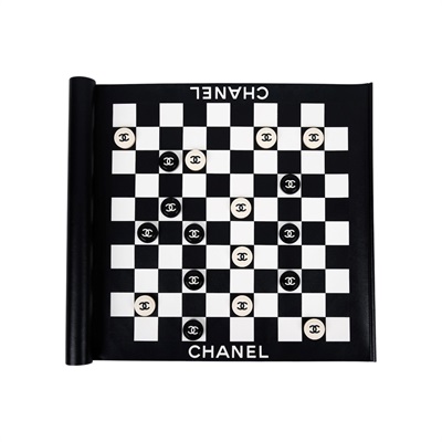 香奈兒 CHANEL Jeu de Dame 西洋跳棋 遊戲套裝 2021高級手工坊系列 AA7749 B06244 秋冬黑羊皮雙C標誌棋盤格紋套裝 原廠盒子2/防塵袋