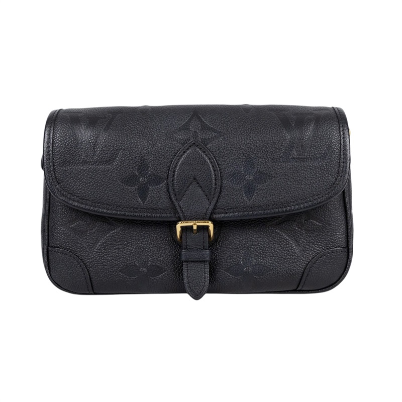 路易威登 LOUIS VUITTON Diane 腋下包法棍 單肩背包 黑色 M46386 晶片款 黑壓紋Diane金釦側背包 原廠盒子/防塵袋/背帶2