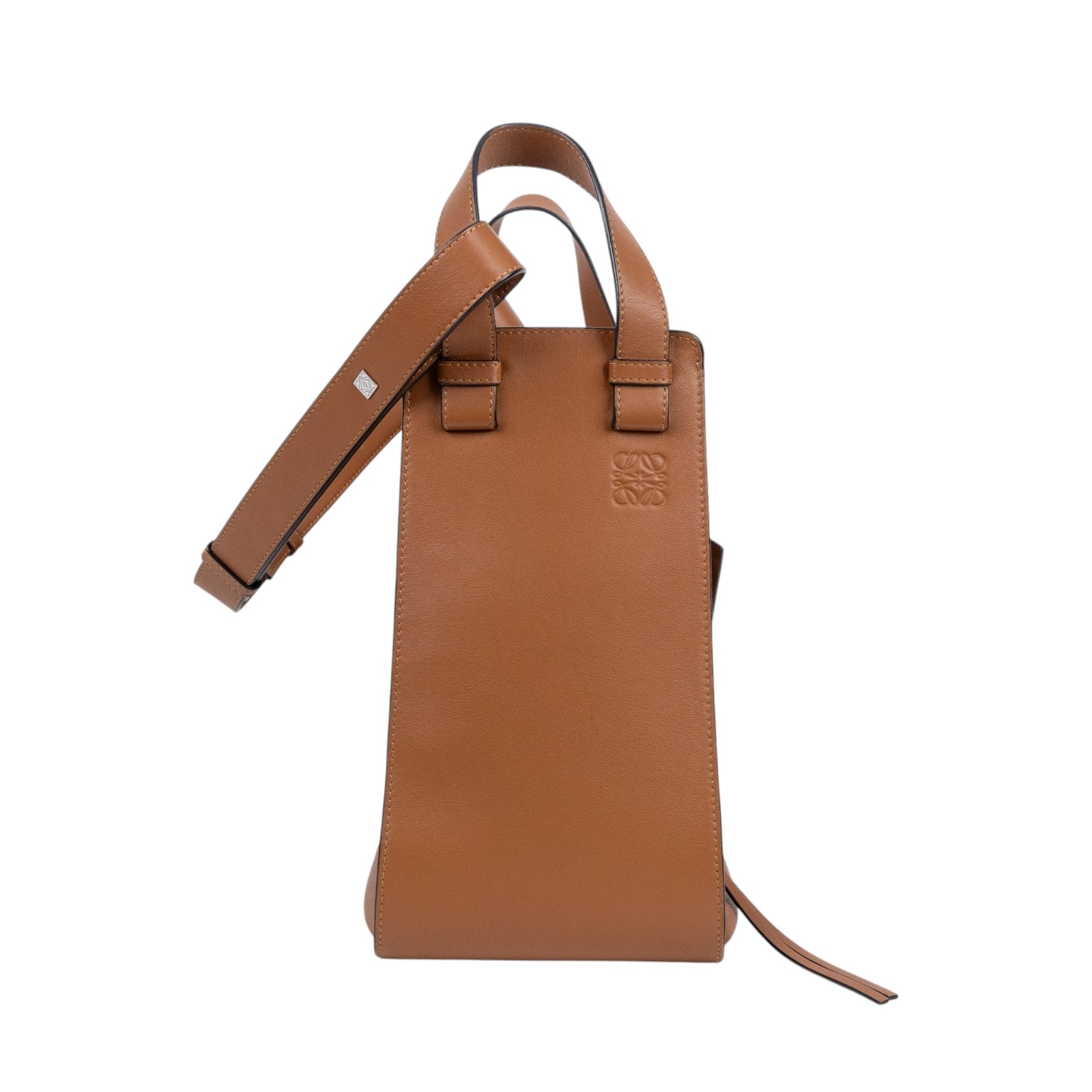 羅意威 LOEWE Hammock 手提包 中型 經典小牛皮  387.30.T38 金棕Hammock Medium 防塵袋