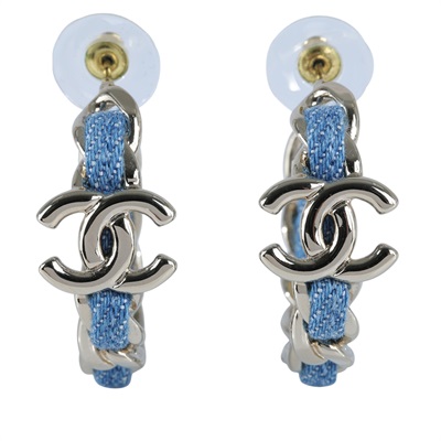 香奈兒 CHANEL CC LOGO 耳環 耳釘 ABF160/B25P 牛仔布穿鍊雙C半圈耳環 原廠盒子/購買證明正本