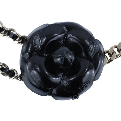 香奈兒 CHANEL 硬殼鏈子小包  黑山茶花淡金皮穿鍊項鍊 無附屬品