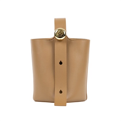 羅意威 LOEWE Mini Pebble Bucket bag 肩背 手提水桶包 AANBBBMX01 焦糖MINI PEBBLE 防塵袋/背帶