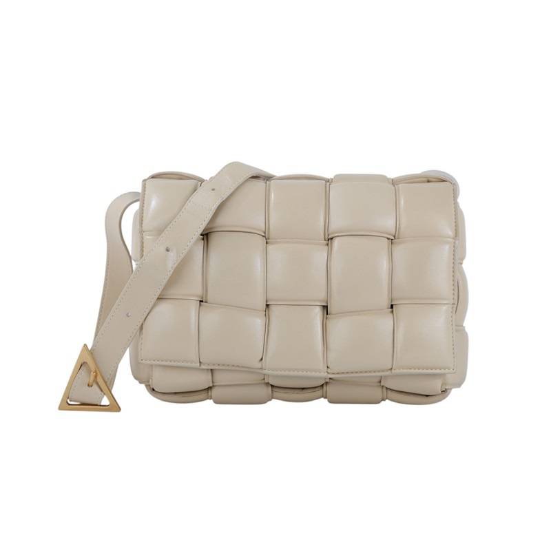 寶緹嘉 BOTTEGA VENETA Padded Cassette 枕頭編織包 591970VCQR1 奶茶PADDED CASSETTE 防塵袋