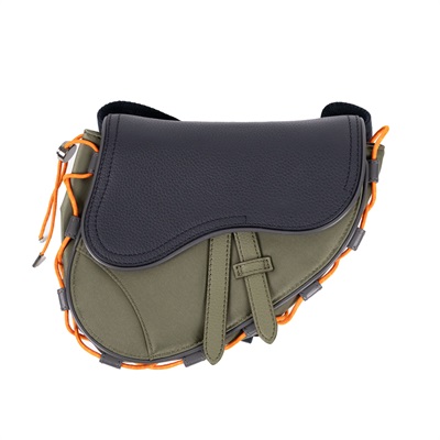 迪奧 CHRISTIAN DIOR Saddle Sacai 聯名 膠囊系列 馬鞍包 1ADCA374US 墨綠SADDLE SACAI肩背包 無附屬品