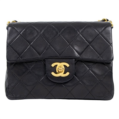 香奈兒 CHANEL Coco 17  肩背 斜背 口蓋包  1開黑金COCO17 保證卡