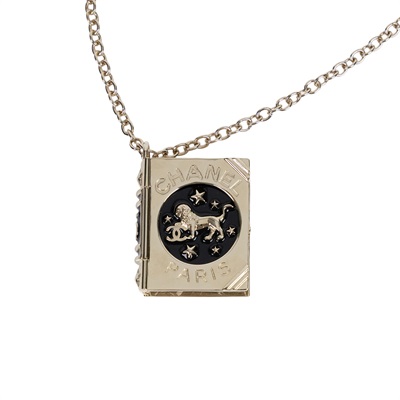 香奈兒 CHANEL CC LOGO 項鍊 G22C 獅子書本項鍊 原廠盒子/內襯