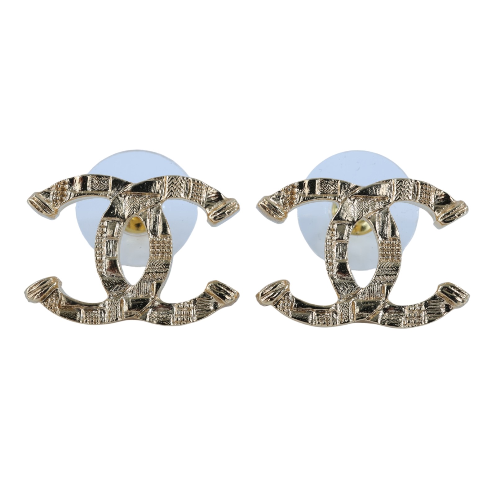 香奈兒 CHANEL CC LOGO 耳環 耳釘 5176777584381B23A 金雙C雕刻耳環 原廠盒子/內襯