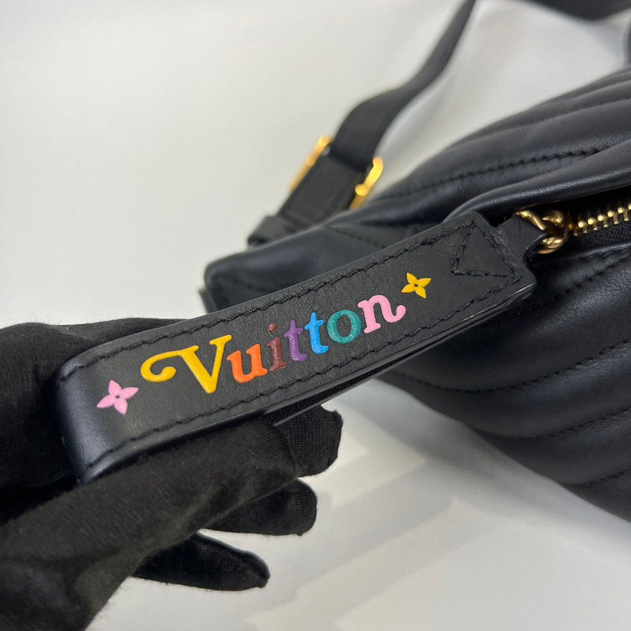 路易威登 LOUIS VUITTON New Wave 拉鍊 斜垮包 腰包 M53750 黑牛皮腰包