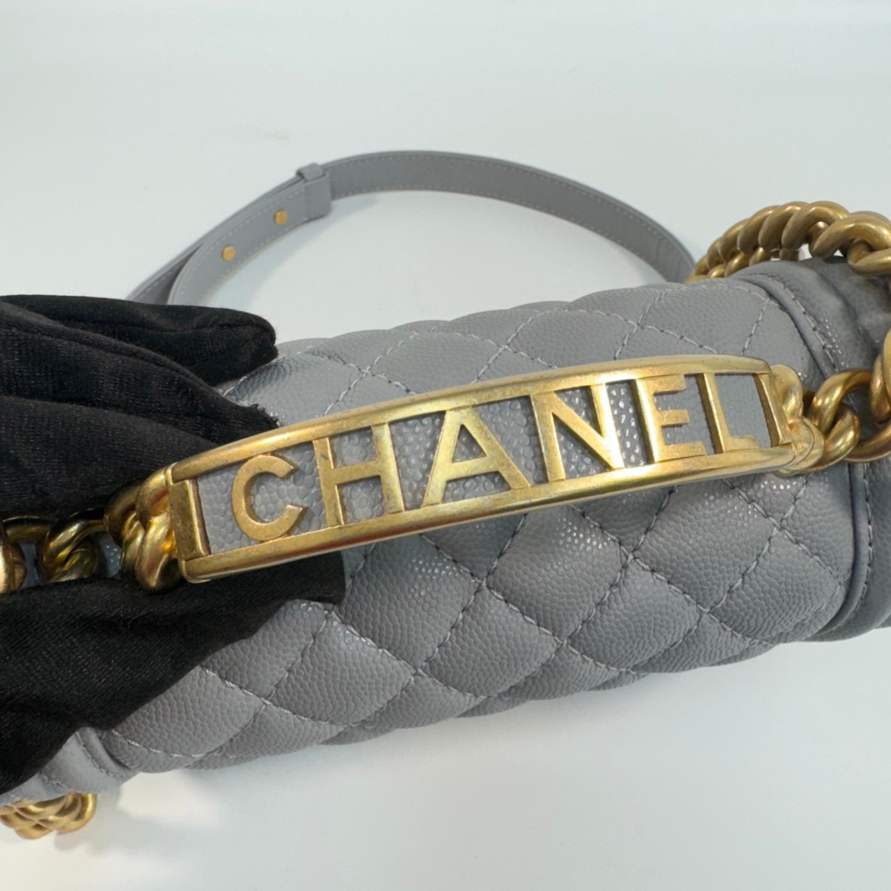 香奈兒 CHANEL Handle Boy 20 提把式 鏈條 肩背 斜背包 A94805 晶片款 灰荔枝BOY20 HANDLE 原廠盒子/防塵袋