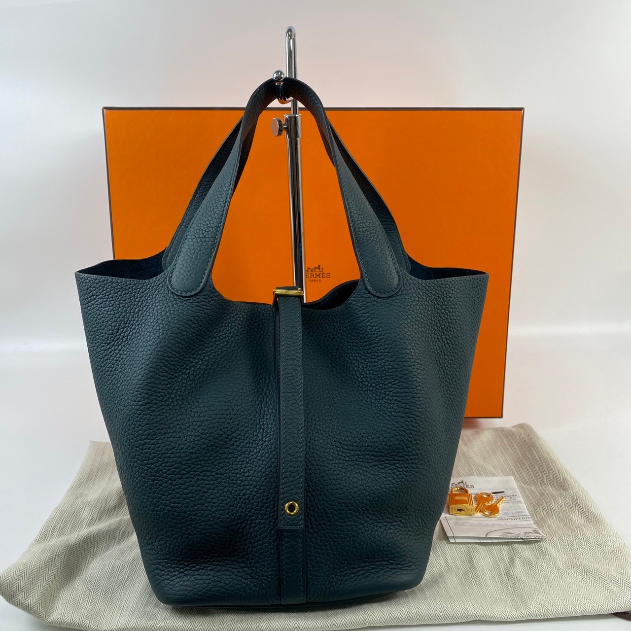 愛馬仕 Hermès Picotin Lock 22 菜籃子包 PT22 U MZ 006 MM PICOTIN22 松柏綠 原廠盒子/防塵袋/鎖組/購買證明