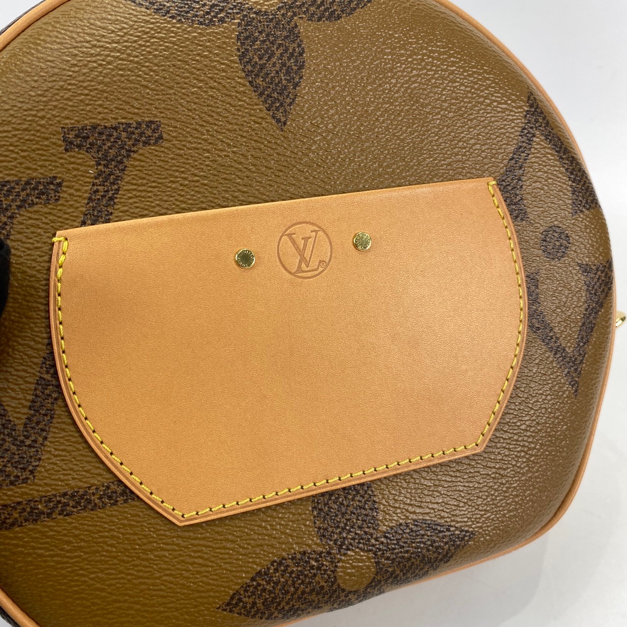 路易威登 LOUIS VUITTON Boite Chapeau Souple MM 大logo圓型肩背包 M44604  DUSTBAG/購買證明/鎖組