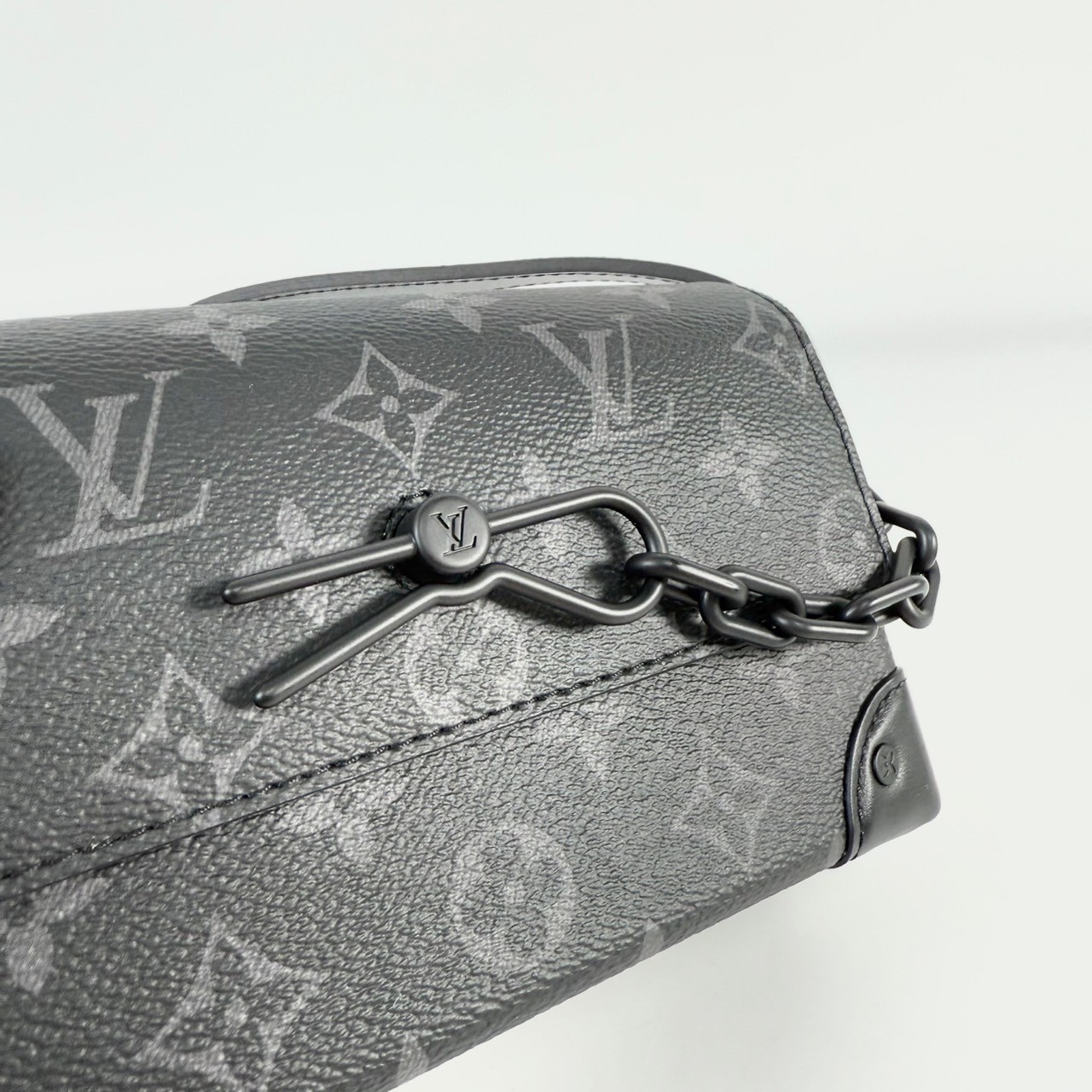 路易威登 LOUIS VUITTON Steamer 隨身錢包 肩背 M81783 晶片款 　黑原花Steamer 原廠盒子/防塵袋/購買證明