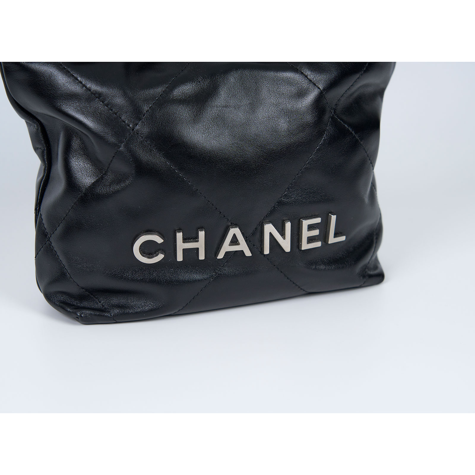 香奈兒 CHANEL 22 迷你 束口包 AS3980 晶片款 黑銀22 MINI 原廠盒子/防塵袋/購買證明