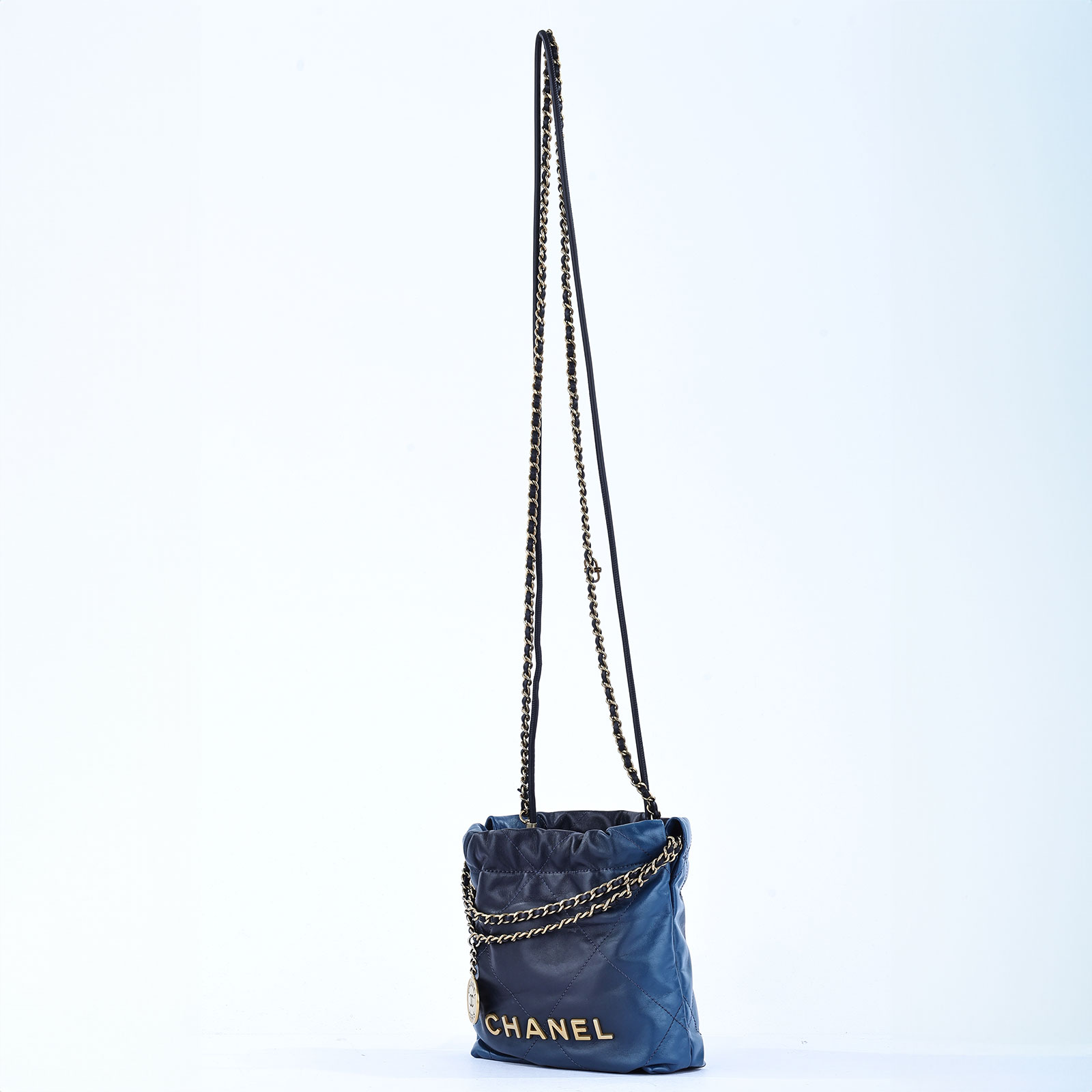 香奈兒 CHANEL 22 Mini 迷你 肩背 斜背包  晶片款 漸層藍22 MINI 原廠盒子