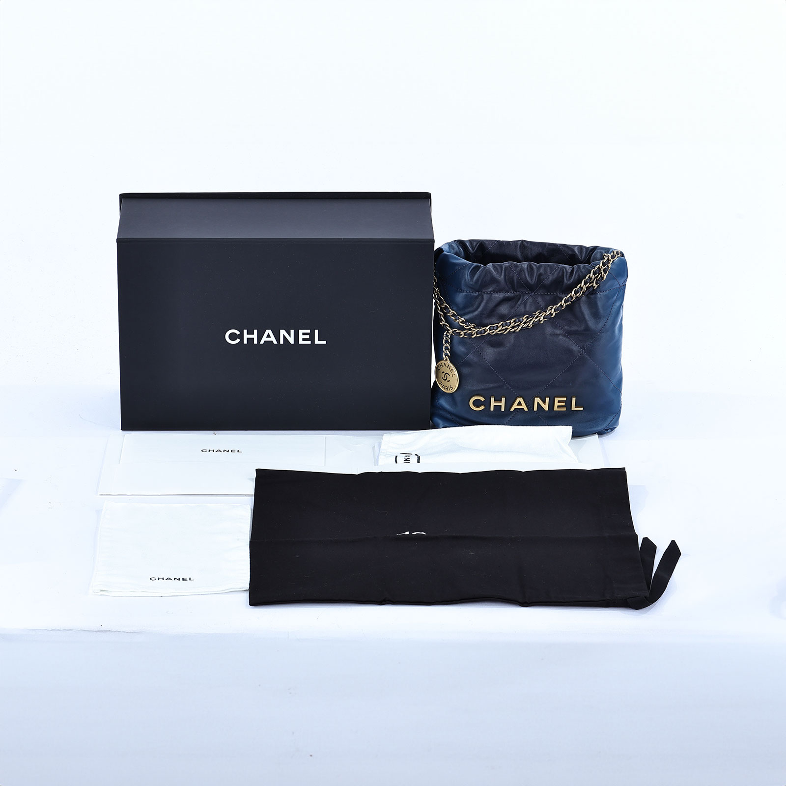 香奈兒 CHANEL 22 Mini 迷你 肩背 斜背包  晶片款 漸層藍22 MINI 原廠盒子