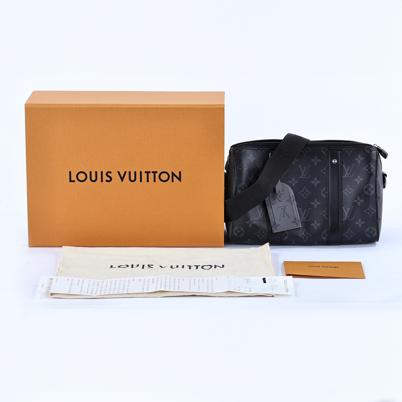 路易威登 LOUIS VUITTON City Keepall Eclipse帆布 拉鍊 斜背包 黑色 M45936 晶片款  防塵袋/原廠盒子/購買證明