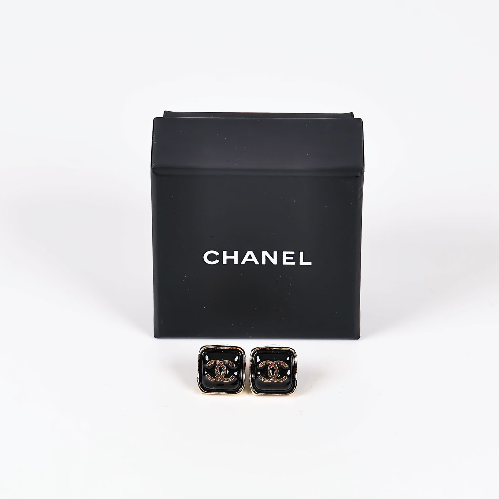 香奈兒 CHANEL 耳釘 B23K 黑金雙C方形耳環 原廠盒子