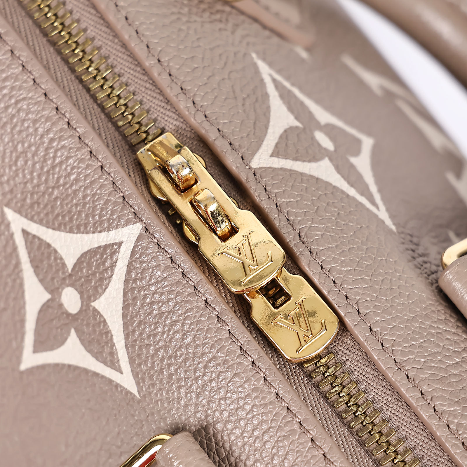 路易威登 LOUIS VUITTON Speedy Bandoulière  20 雙色 手提 斜背 波士頓包 M46575 晶片款  原廠盒子/購買證明/鎖組