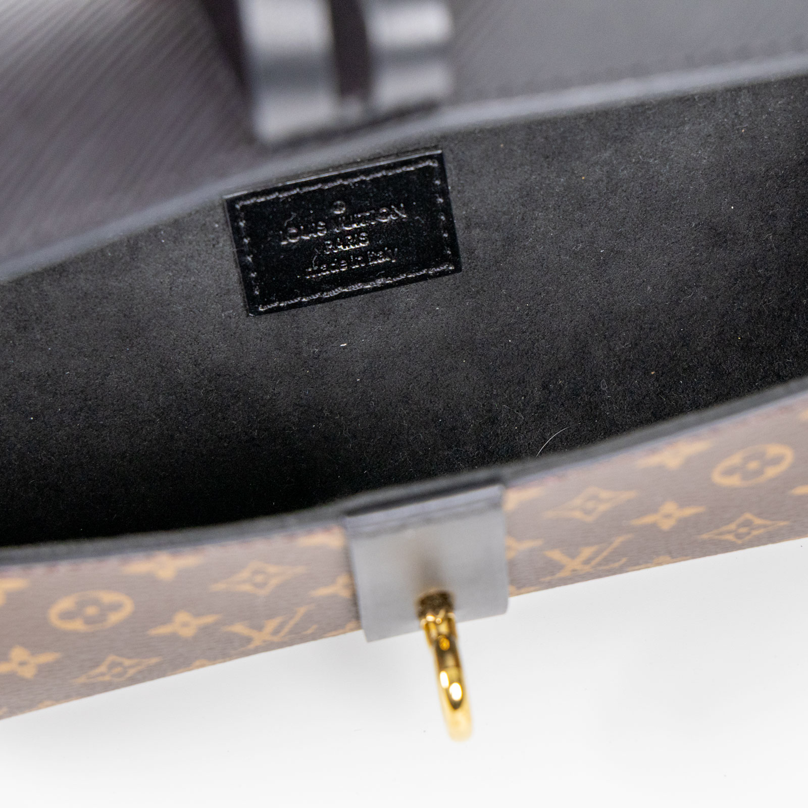 路易威登 LOUIS VUITTON Glasses Case 圓筒 眼鏡盒 M43903 黑色epi glasses case圓筒側背包 防塵袋/鎖組