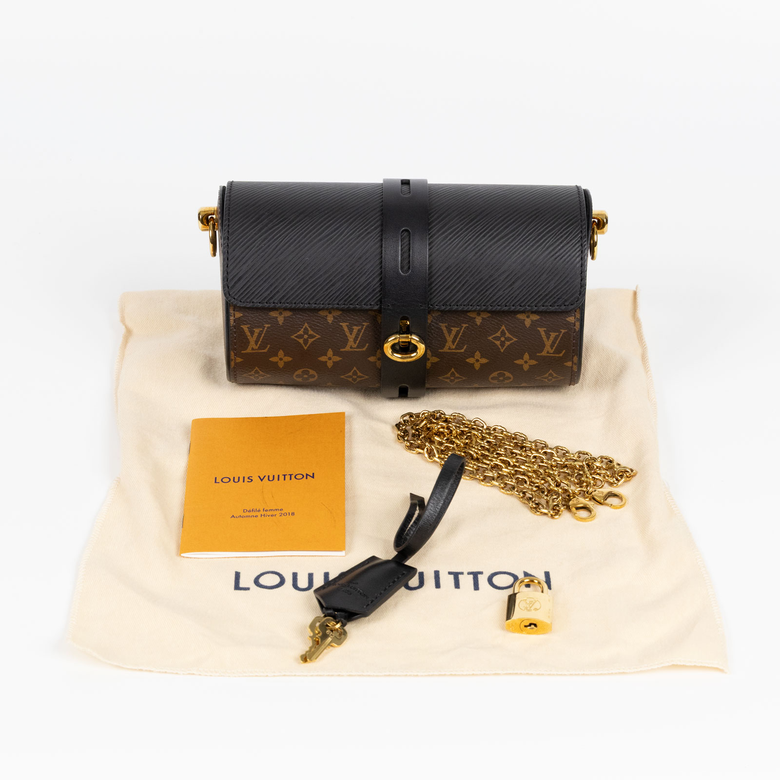 路易威登 LOUIS VUITTON Glasses Case 圓筒 眼鏡盒 M43903 黑色epi glasses case圓筒側背包 防塵袋/鎖組