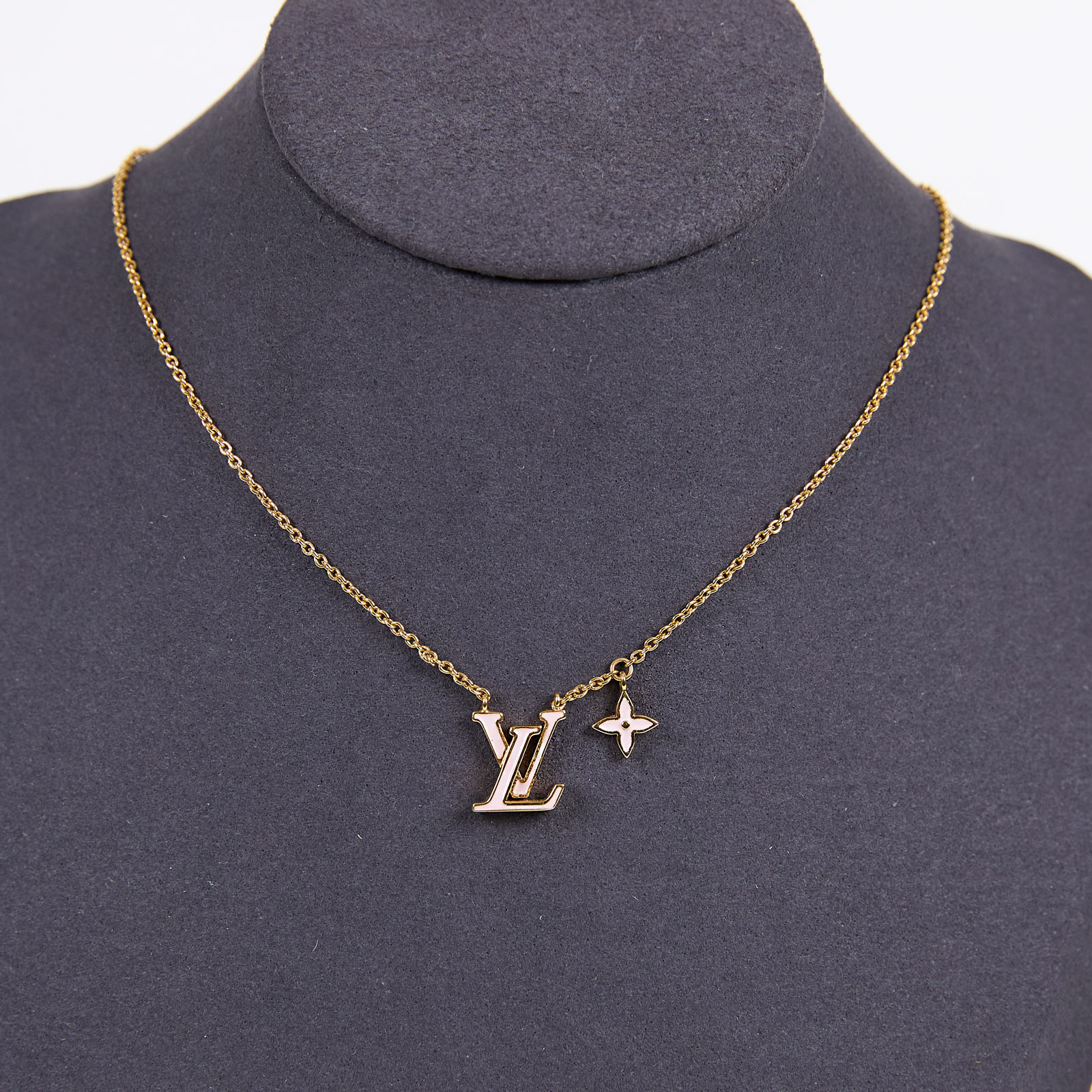 路易威登 LOUIS VUITTON LV Iconic 琺瑯項鏈 M01215 粉LOGO項鍊 原廠盒子/防塵袋