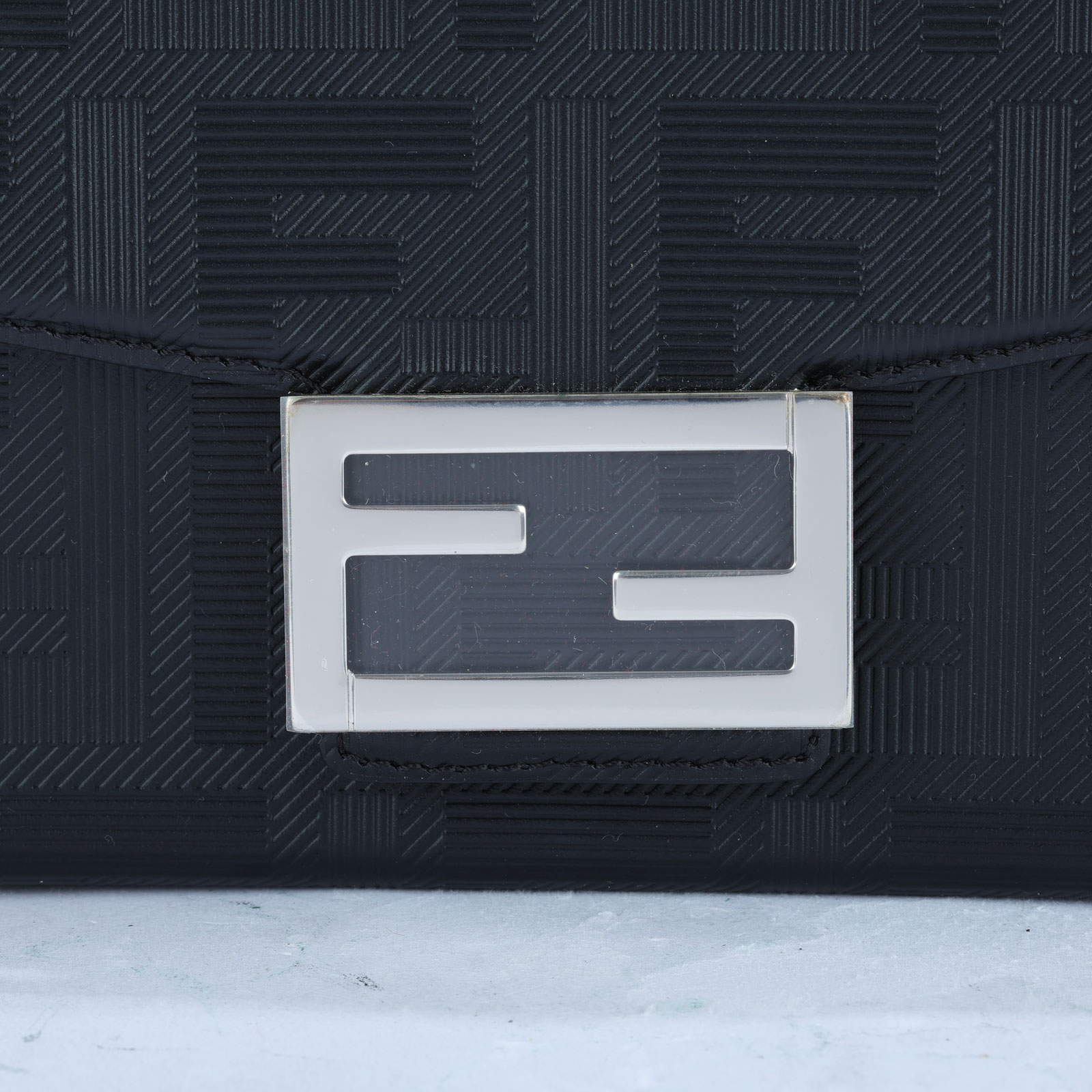 芬迪 FENDI Baguette Soft Trunk 肩背 手提包 7VA565AJF4F 黑SOFT TRUNK BAGUETT 防塵袋