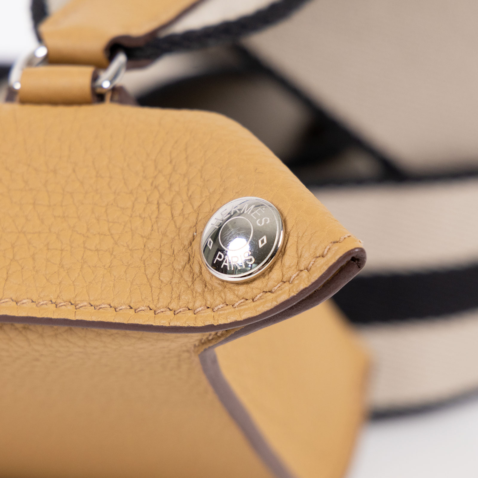 愛馬仕 Hermès Videpoche 單肩斜背包 VIDEP B刻 餅乾 VIDEPOCHES 斜背包 原廠盒子/防塵袋/購買證明影本