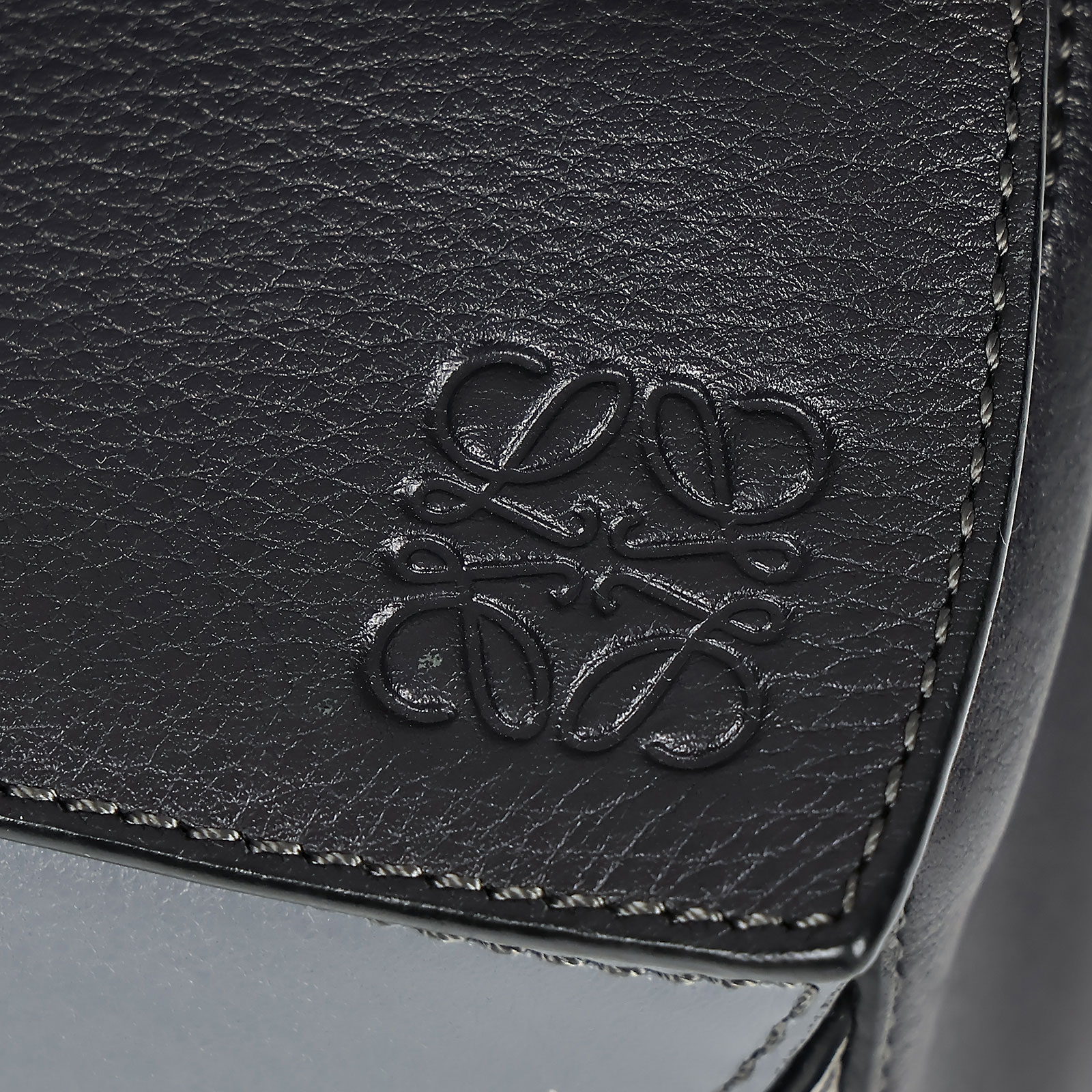 羅意威 LOEWE Medium Puzzle bag 中型 手提 斜背 肩背包  藍灰拚色 PUZZLE MEDIUM 防塵袋