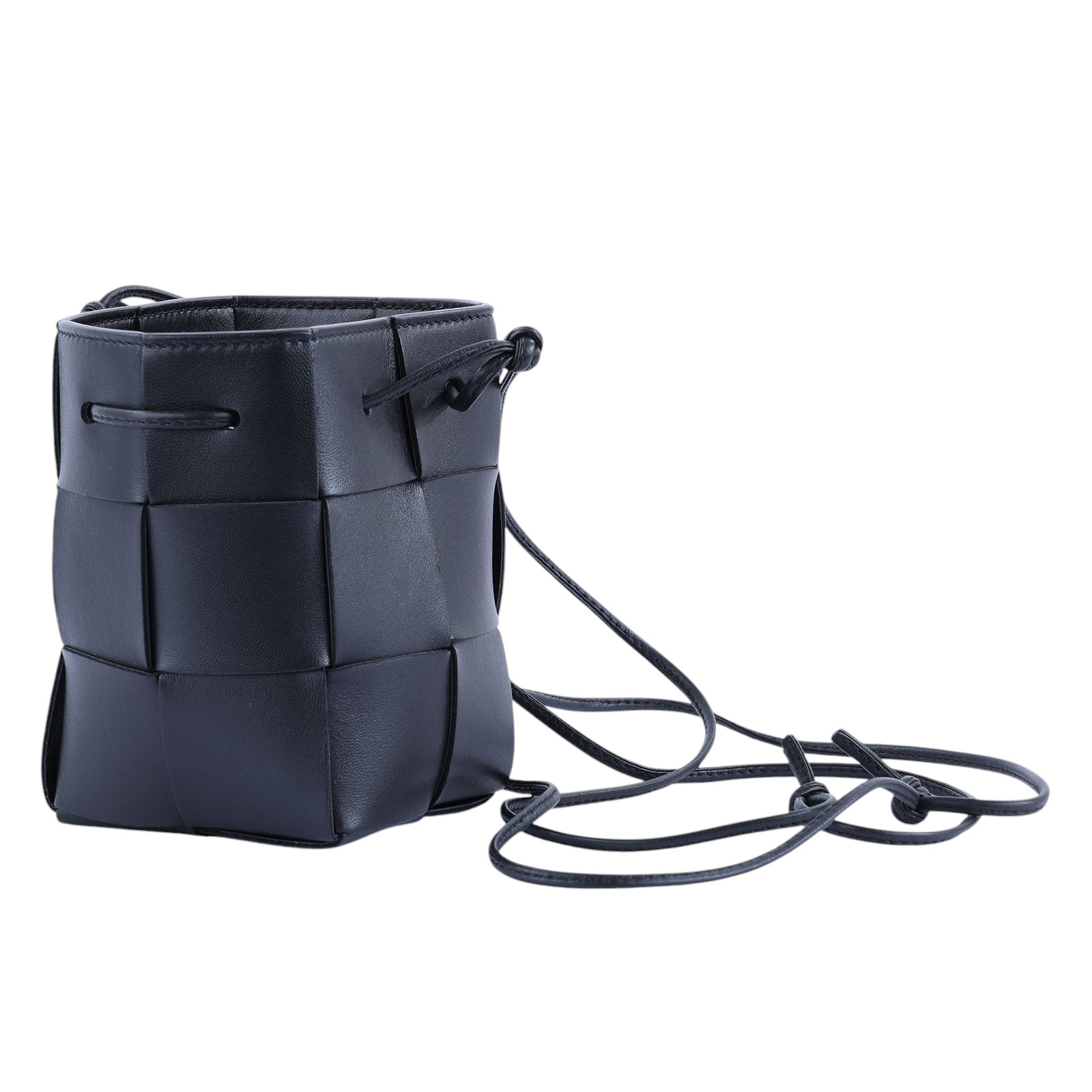 寶緹嘉 BOTTEGA VENETA Cassette 編織 迷你 水桶包 680217 晶片款 黑CASSETTE MINI水桶包 防塵袋