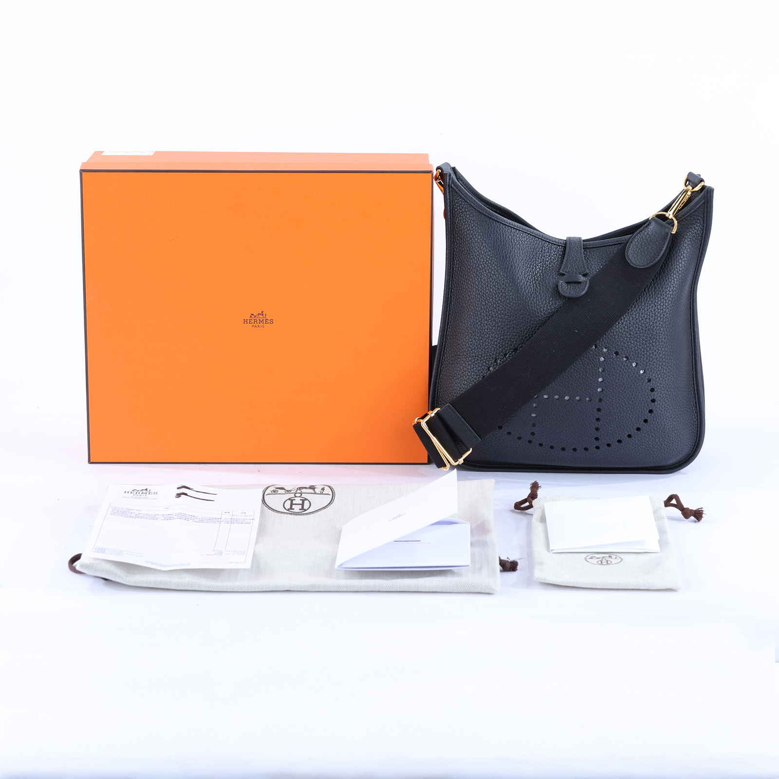 愛馬仕 Hermès Evelyne Bag 伊芙琳包 29 馬蹄型 EV29 W刻 黑EVELYNE29 原廠盒子/防塵袋/購買證明