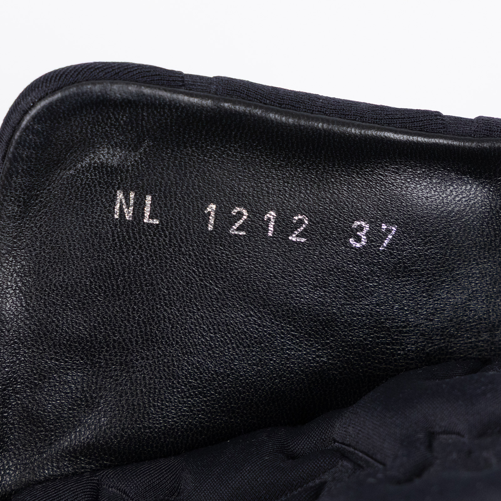 路易威登 LOUIS VUITTON Pool Pillow Comfort 平底涼鞋 1AA1E7 原花拖鞋 防塵袋