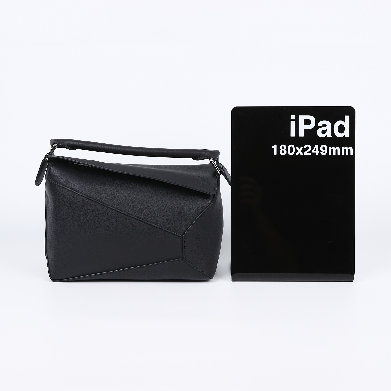 羅意威 LOEWE Mandragora small Puzzle bag 肩背 斜背包 A510P60X41  防塵袋