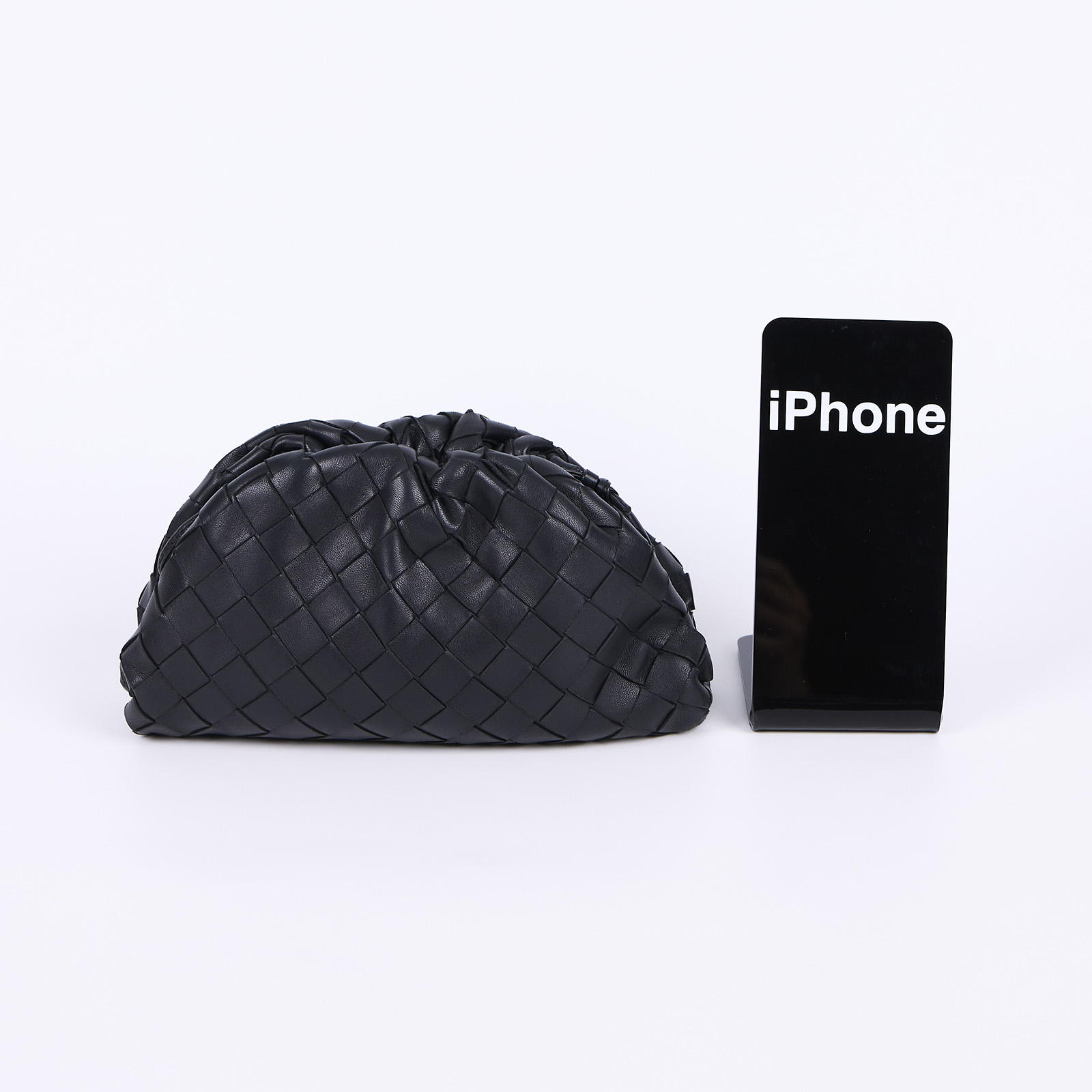 寶緹嘉 BOTTEGA VENETA 迷你Pouch手拿包 585852 黑色編織雲朵包 防塵袋