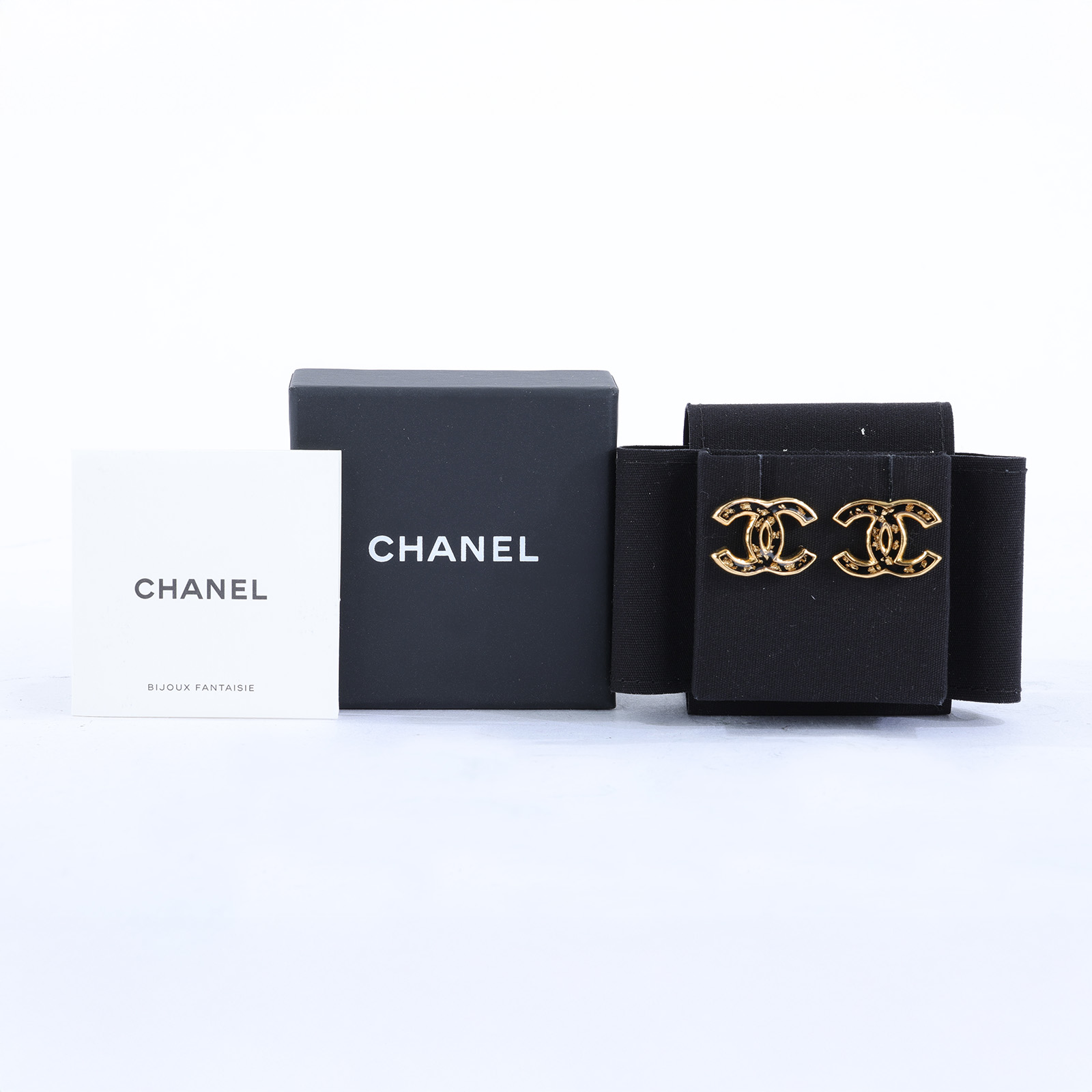 香奈兒 CHANEL 耳釘 L23 C 金邊黑壓克力雙C耳環 原廠盒子/防塵袋