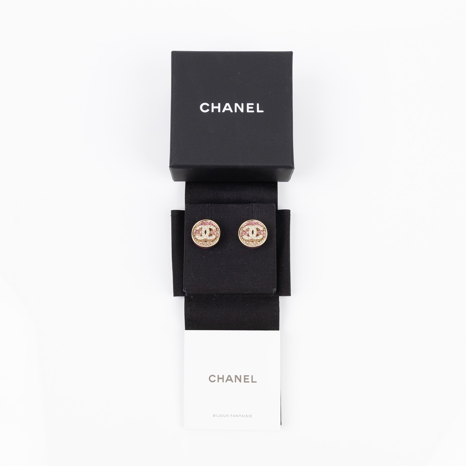 香奈兒 CHANEL 耳釘 C23P 圓雙C粉水鑽耳環 原廠盒子/防塵袋