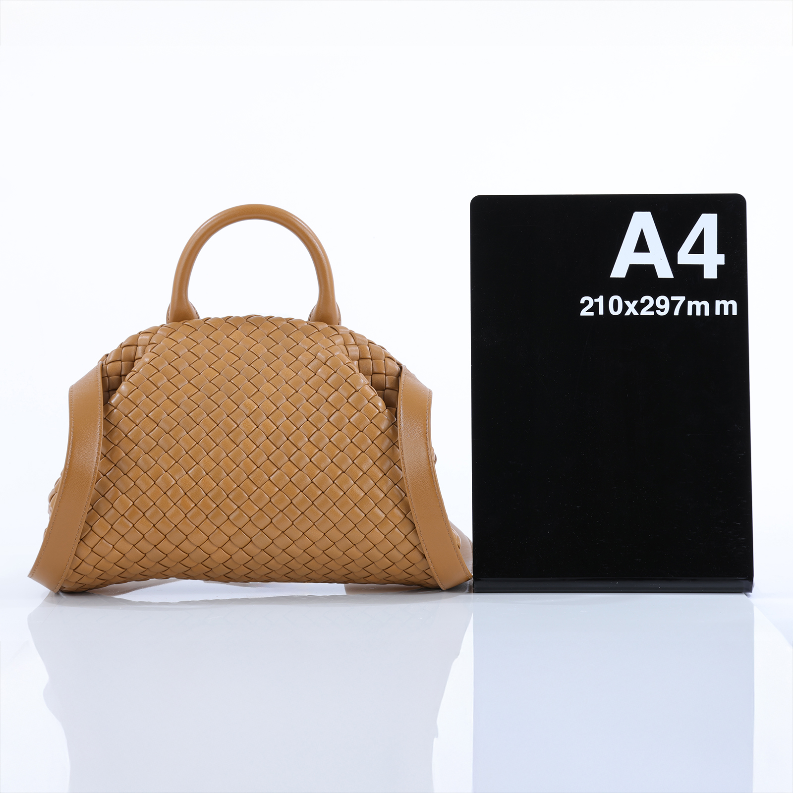 寶緹嘉 BOTTEGA VENETA Handle 手提包 小型 691188V01D1 棕HANDLE INTRECCIATO 防塵袋