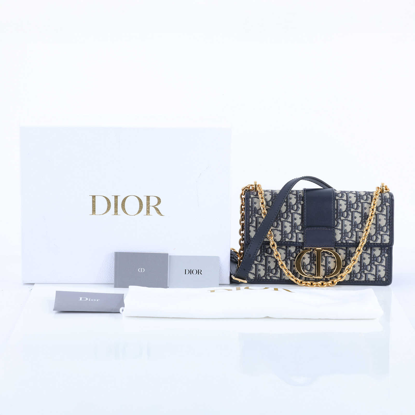 迪奧 CHRISTIAN DIOR 30 Montaigne 鏈帶 肩背手提包 藍色 M9208UTZQ 藍緹花蒙田30鍊帶款 原廠盒子