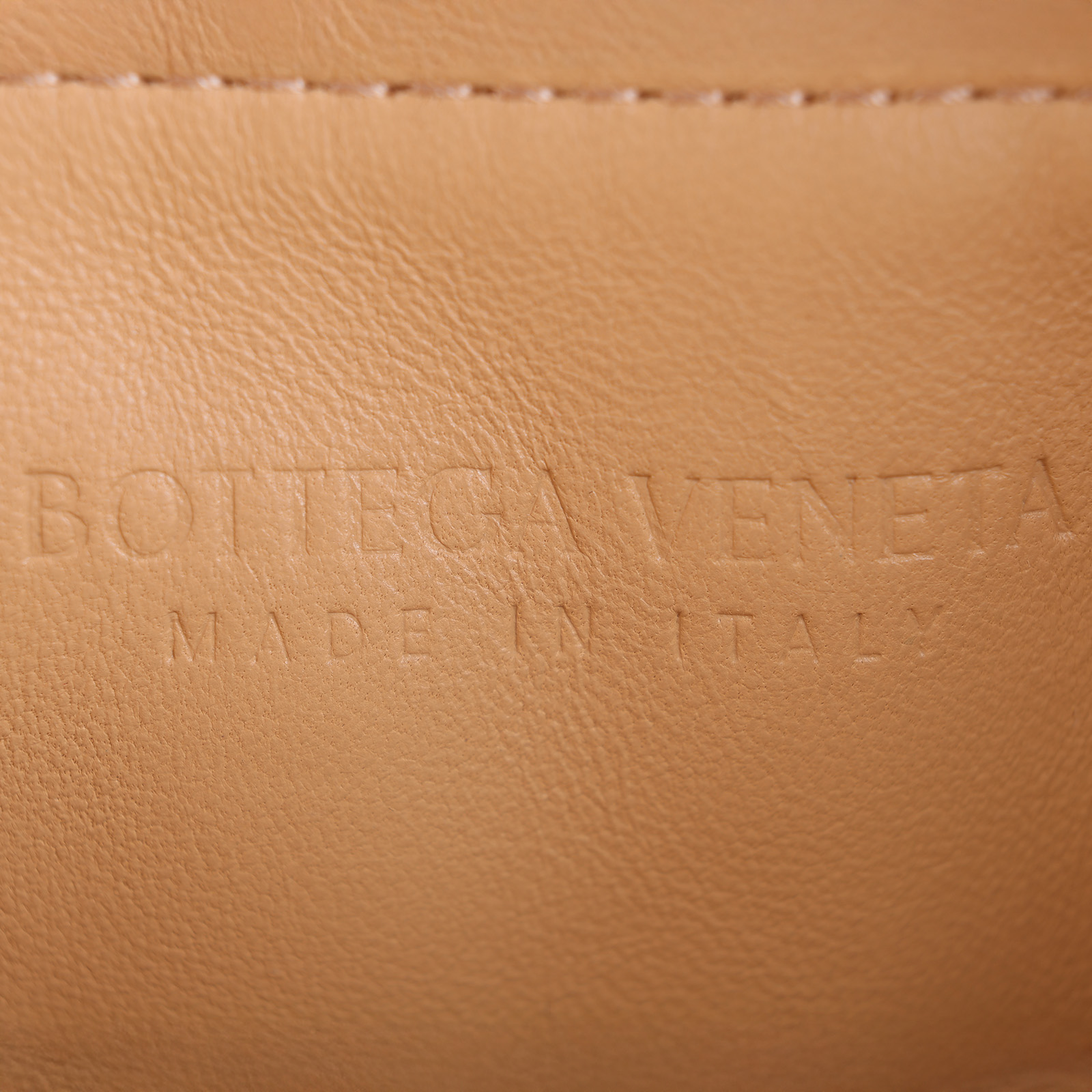寶緹嘉 BOTTEGA VENETA Cassette 枕頭編織包  裸色Cassette枕頭包 防塵袋