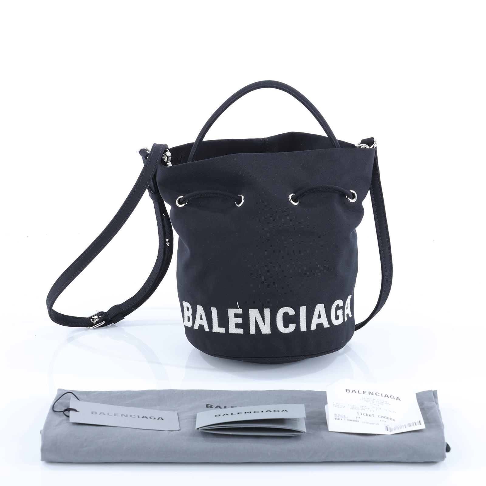 巴黎世家 BALENCIAGA XS Wheel Bucket 尼龍 手提 水桶包 619458H852N 黑尼龍LOGO水桶包 防塵袋