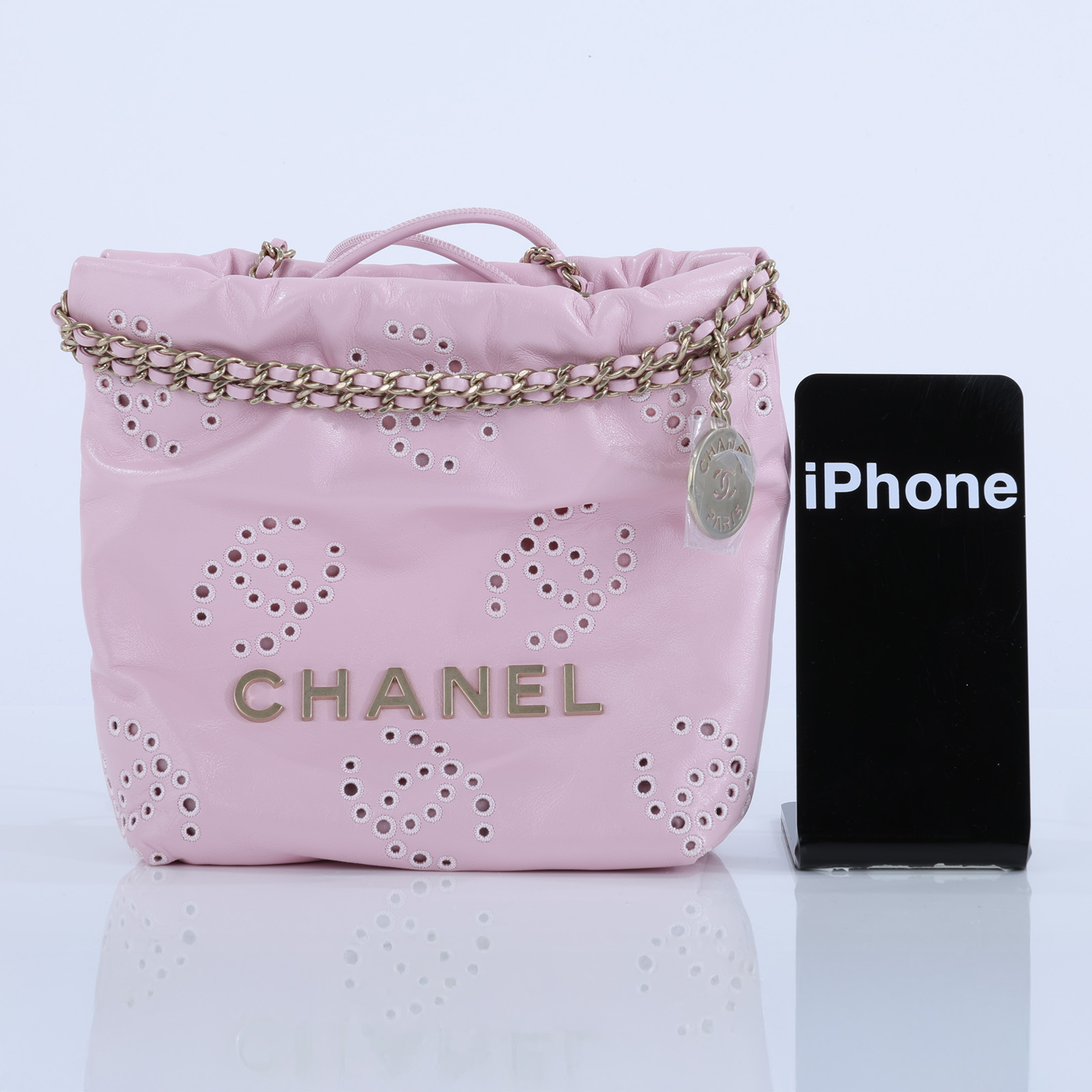 香奈兒 CHANEL 22 Mini 菱格紋 肩背包  晶片款 粉雙C洞洞22 MINI 防塵袋