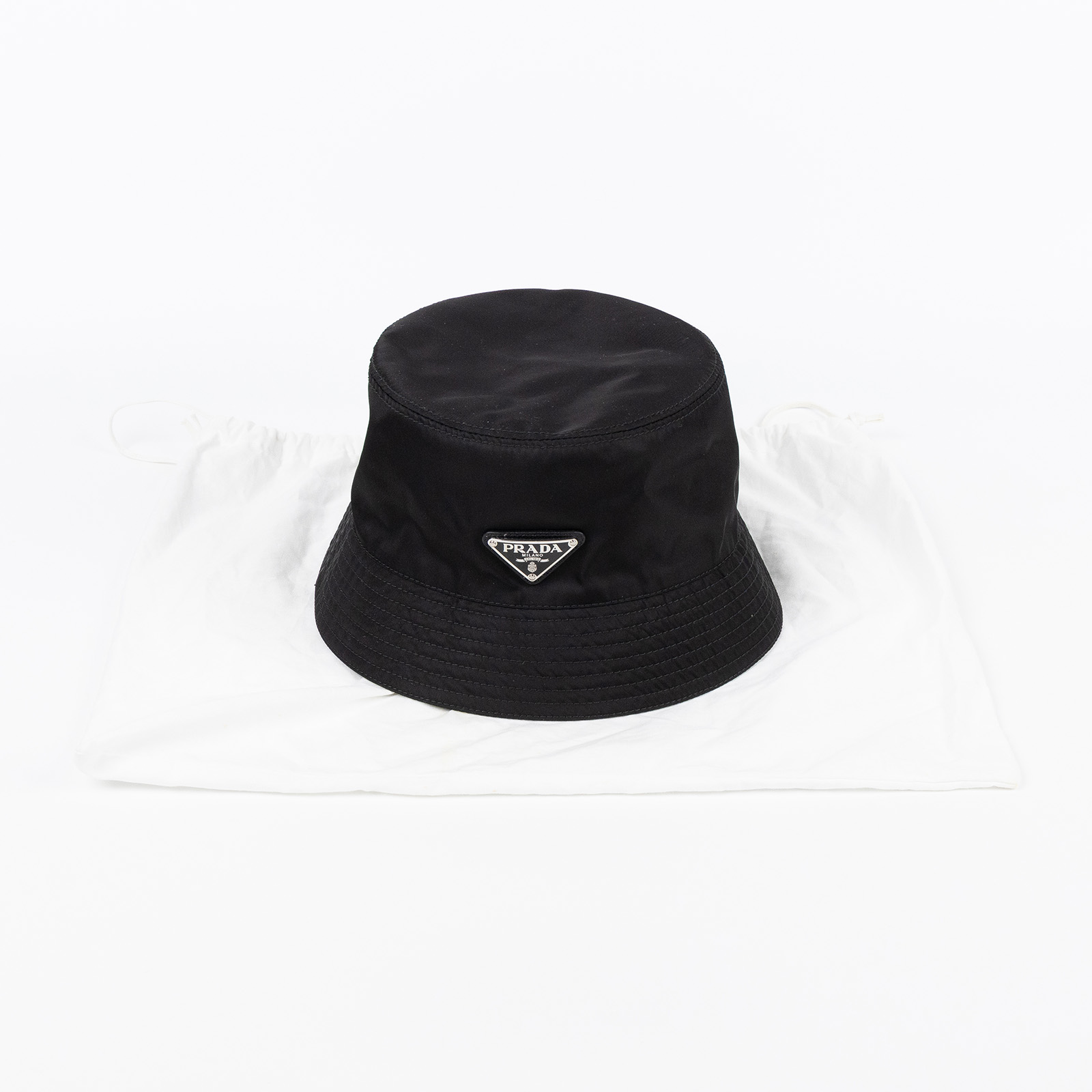 普拉達 PRADA Re-Nylon 漁夫帽 1HC137_2B15_M 黑色漁夫帽 #M 防塵袋