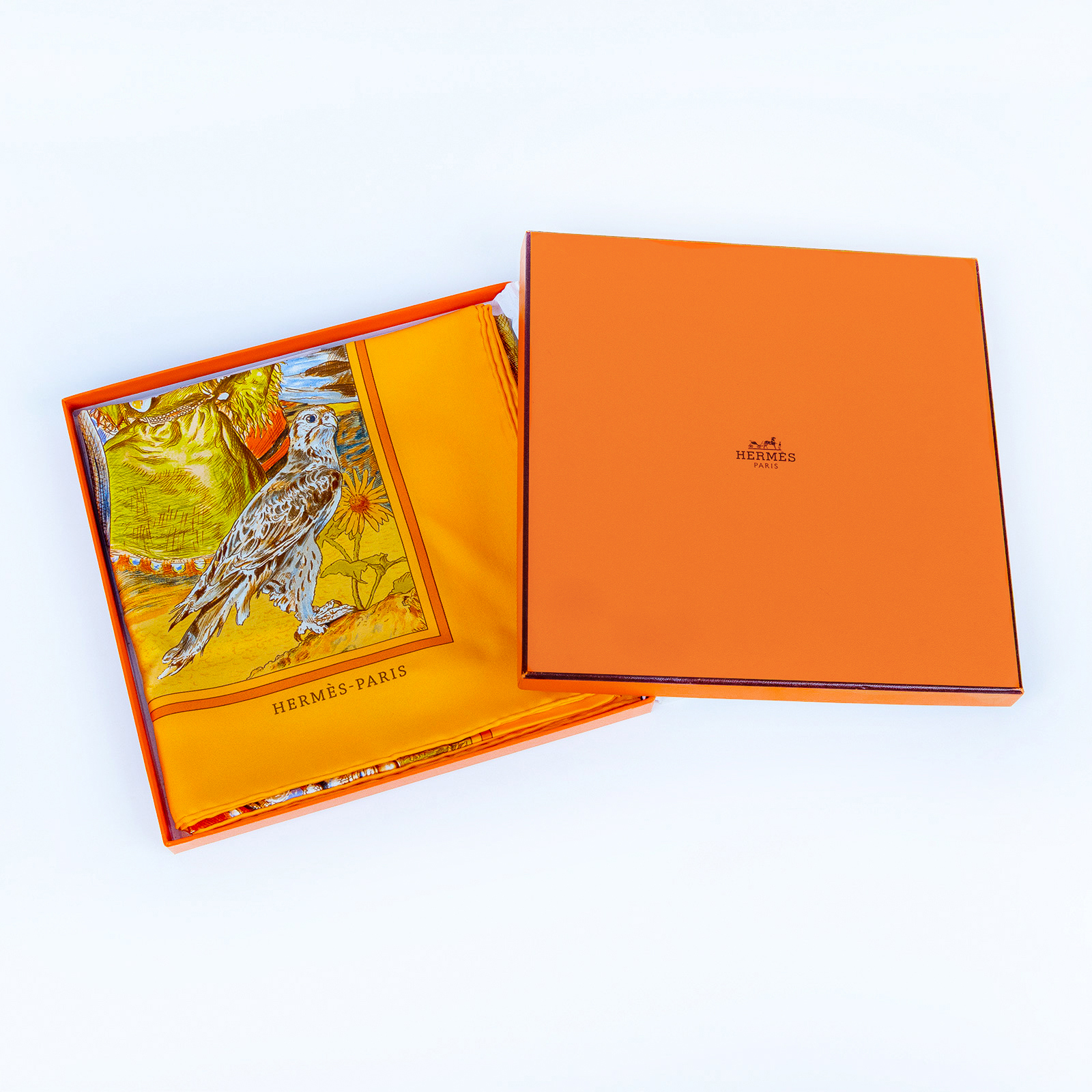 愛馬仕 Hermès Stately Wheels scarf 90 絲巾   黃印地安絲巾9090 原廠盒子